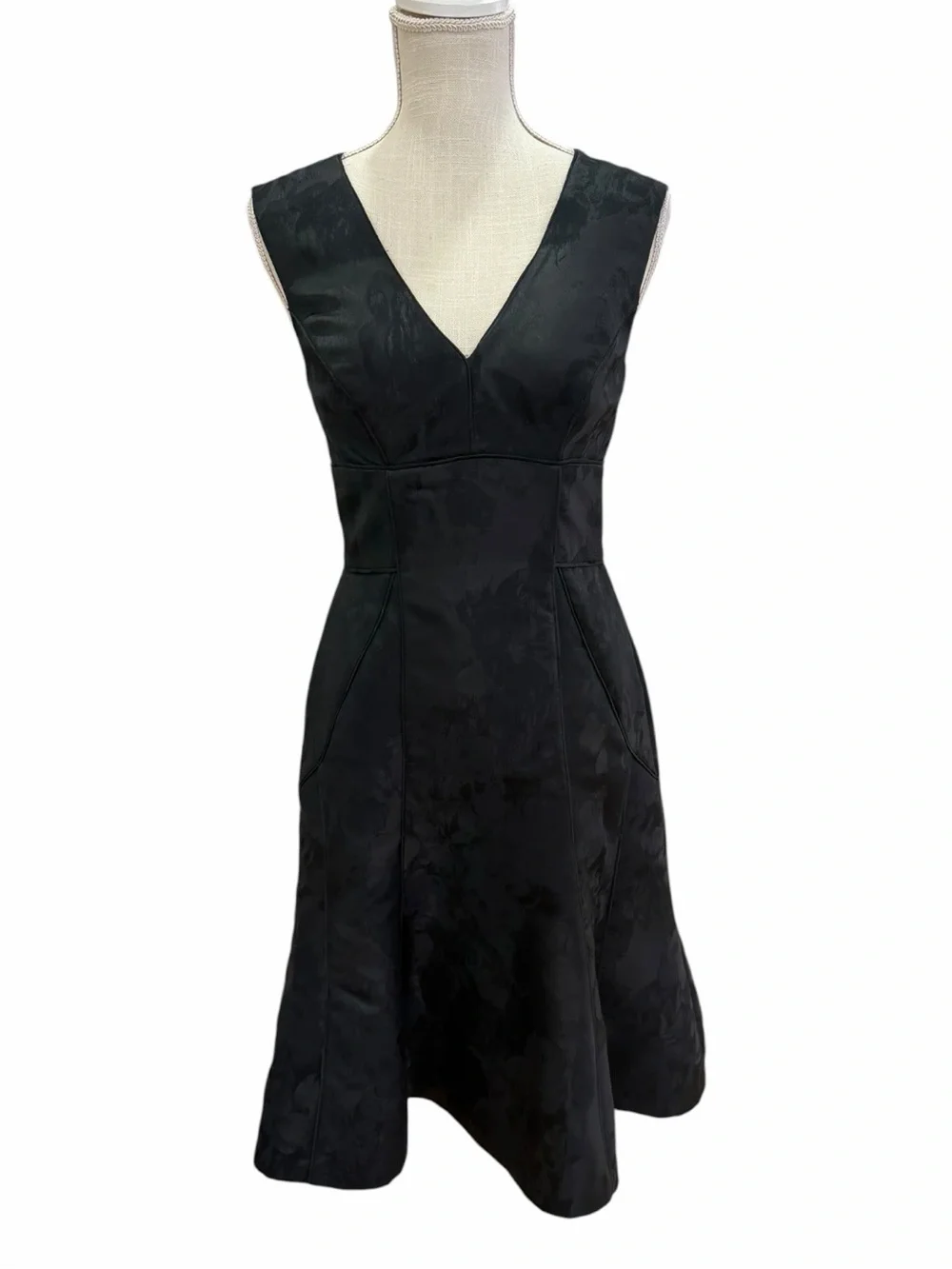 Vera Wang Black Floral Jacquard Fit & Flare Cocktail Dress Size 2